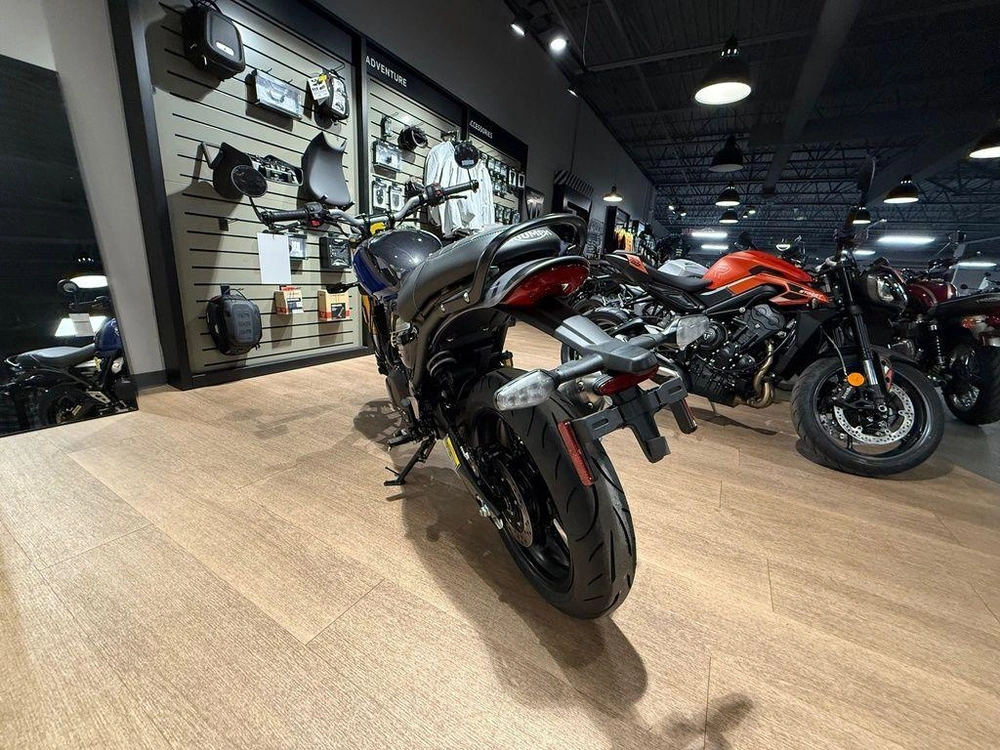 2025 Triumph Speed 400 alt