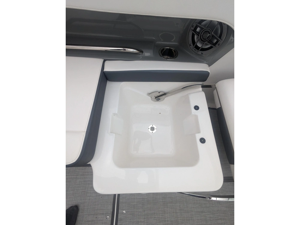 Chaparral 237 Ssx 2021 alt