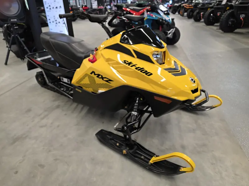2026 Ski-Doo MXZ 200