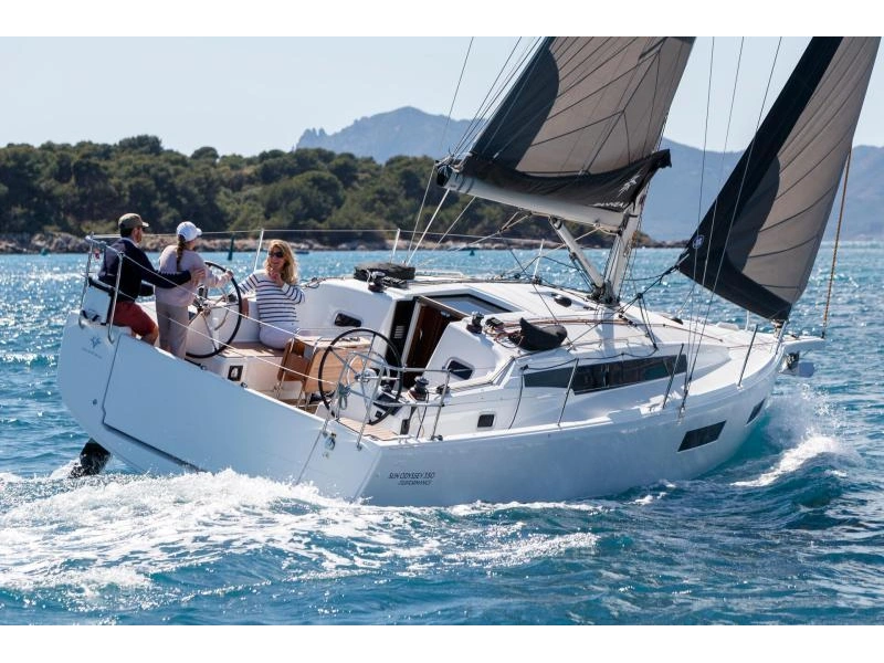 2026 Jeanneau Sun Odyssey 350 alt