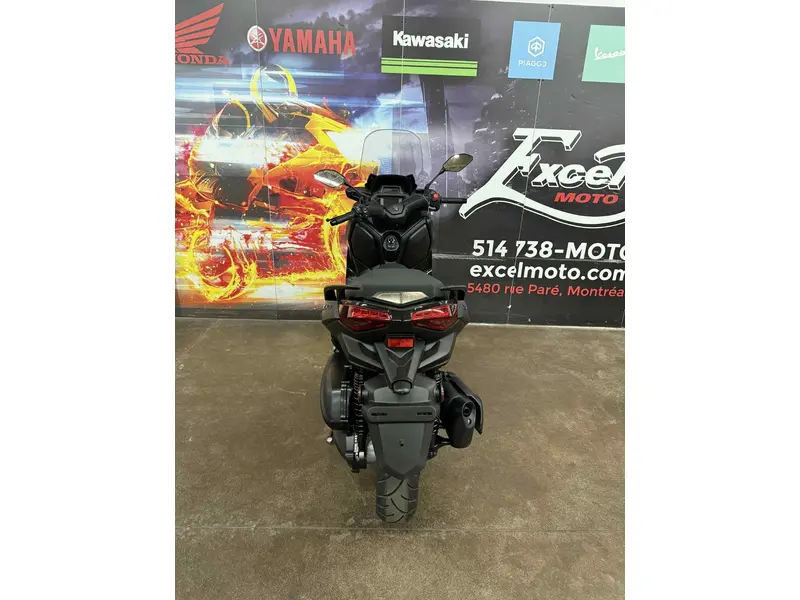 2024 Yamaha XMAX thumbnail 5