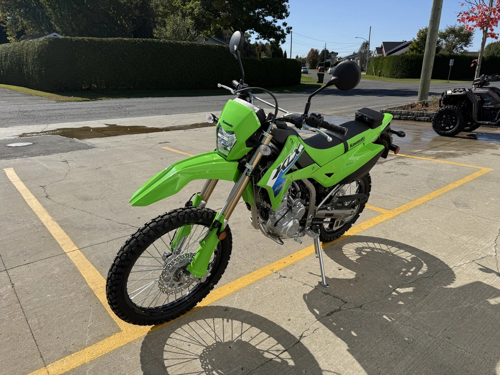 Kawasaki Klx300 2026 alt