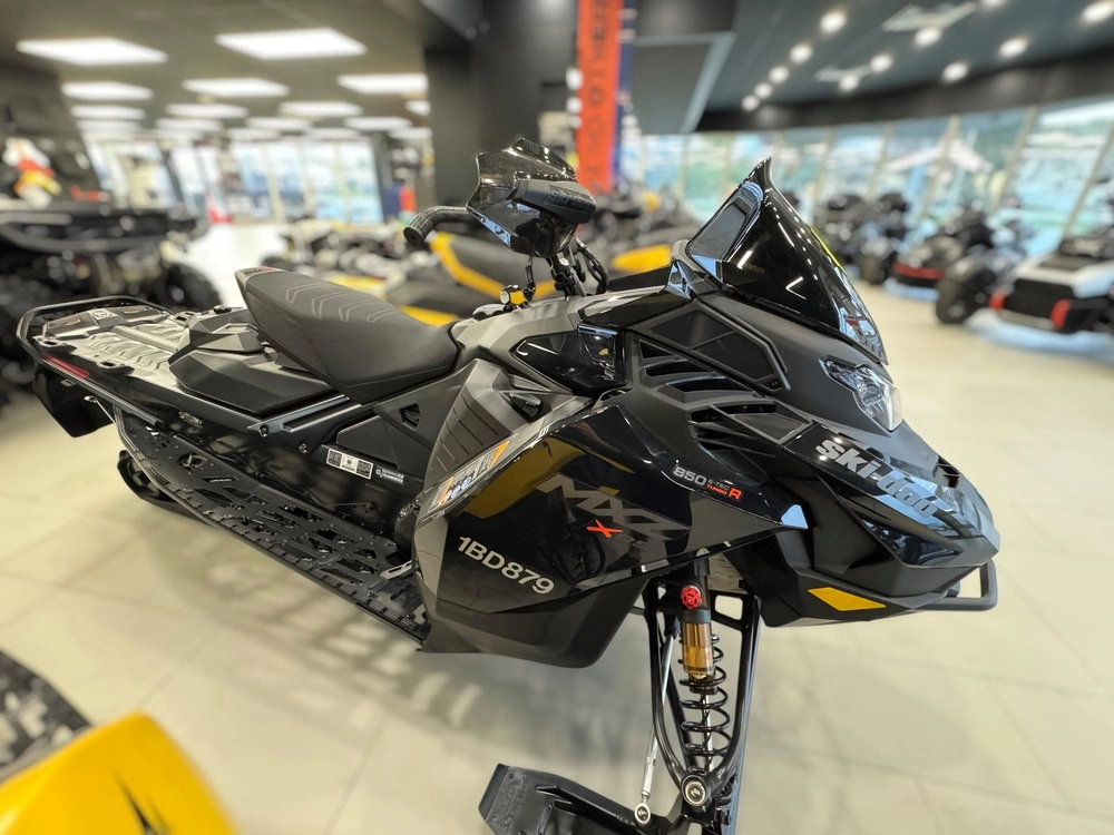 2025 Ski-doo Demo - Mxz Xrs Comp. 850 E-tec Turbo R Ripsaw Ii 2-ply 1.25" Shot 10.25t alt