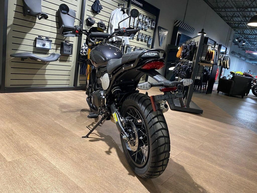 2026 Triumph Scrambler 400 Xc alt