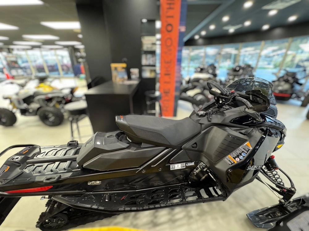 2024 Ski-doo Mxz Xrs 129 850 E-tec Ice Ripper Xt 1.5 Es 10.25t - Demo alt