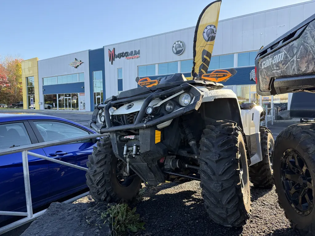Can-Am OUTLANDER 800 XT 2015