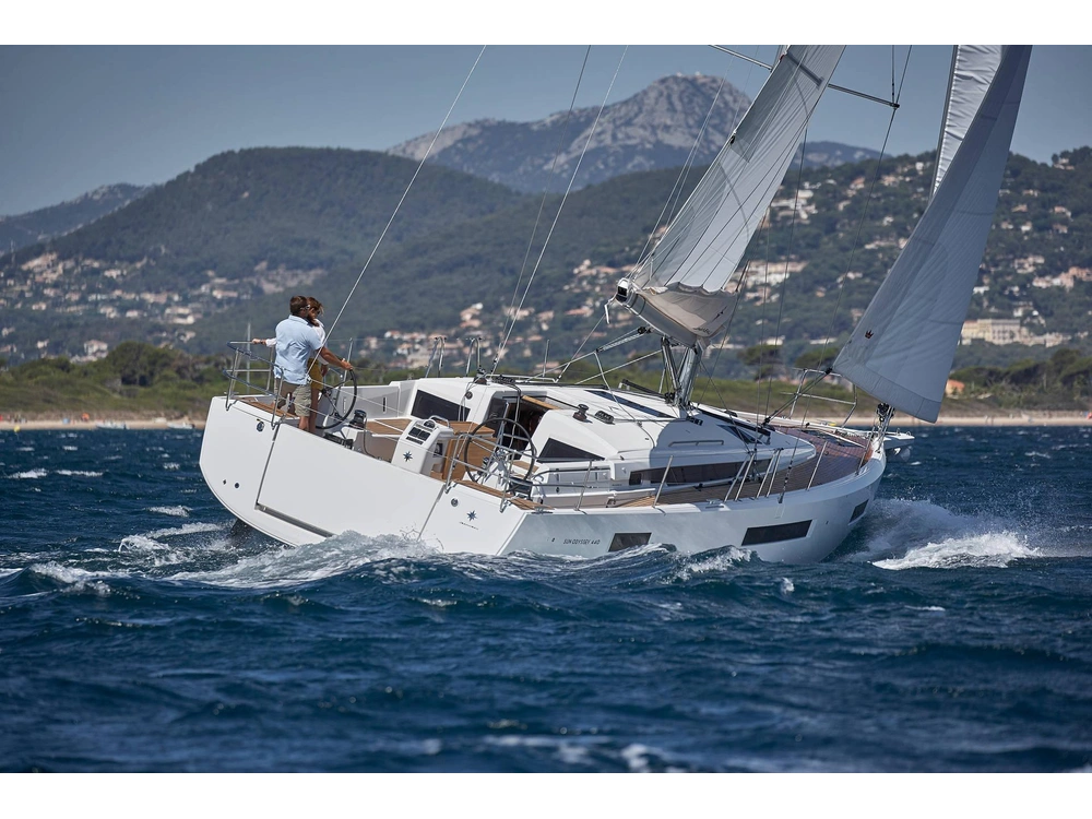 2026 Jeanneau Sun Odyssey 440 alt