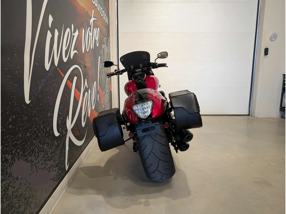 Suzuki Boulevard M109r 2023 alt