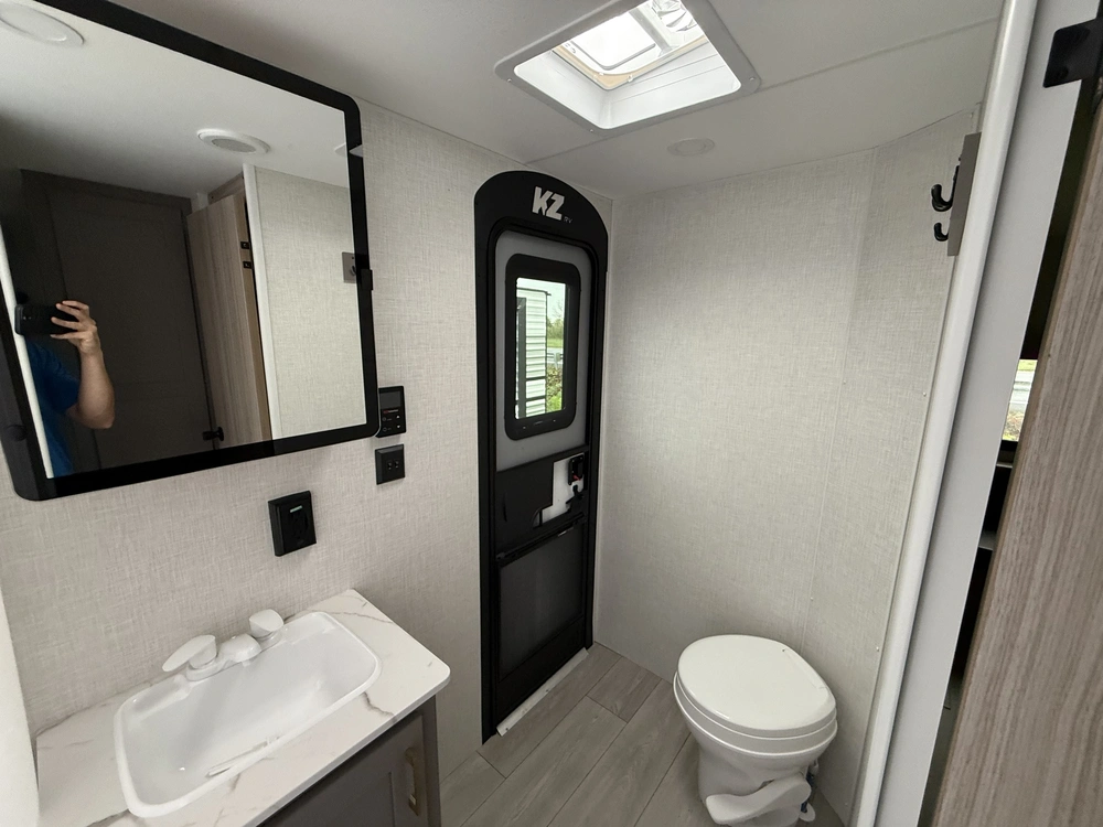 Kz-rv Sportsmen Se 332bhkse 2026 alt