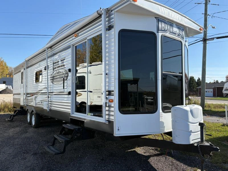 Wildwood 353 Flfb 2015 alt