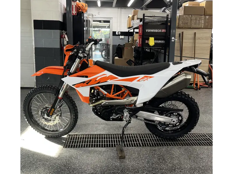 2026 KTM 690 ENDURO R
