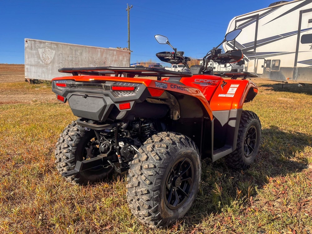 2025 Cfmoto Cforce 400 alt