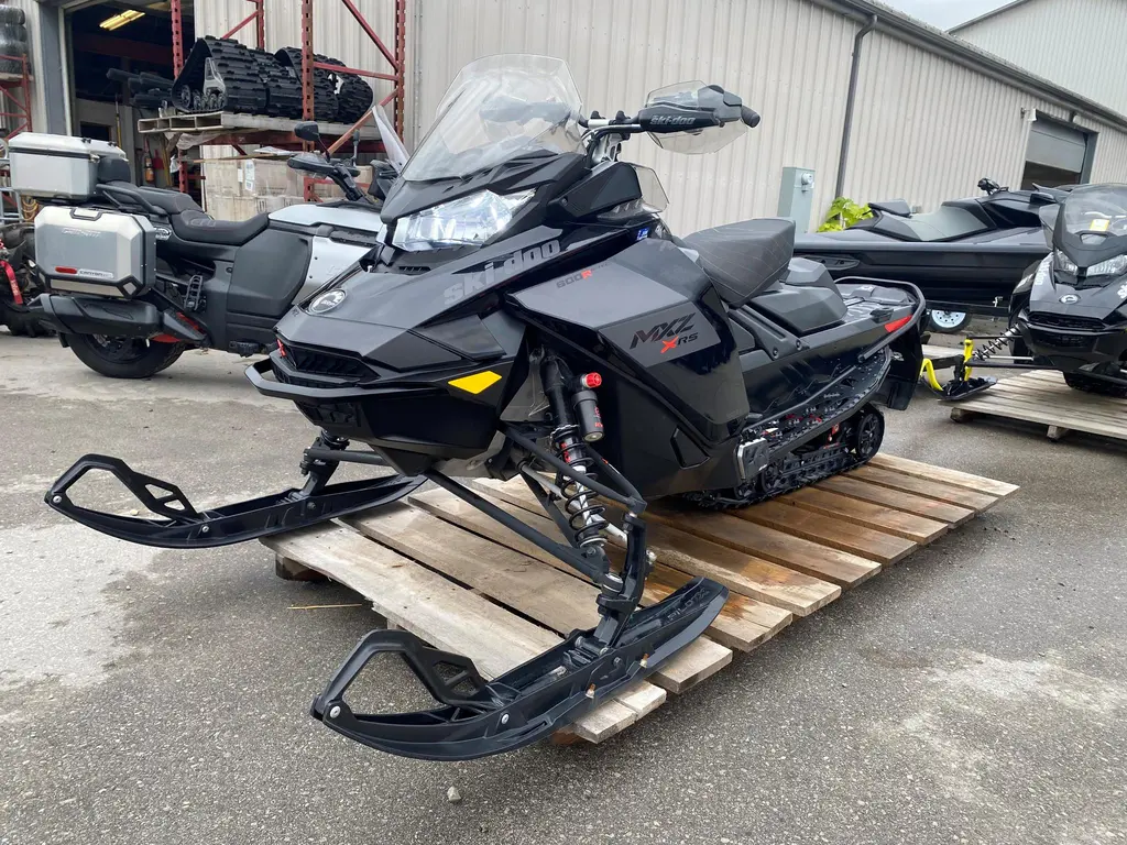 2021 Ski-Doo MXZ XRS 600R