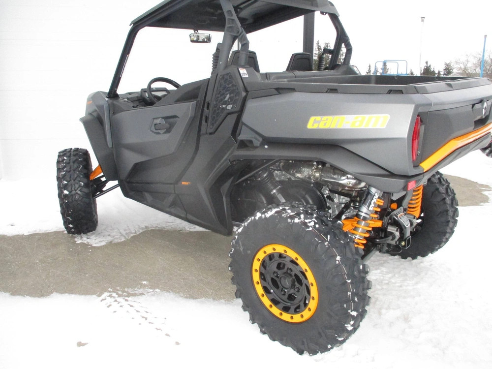 2025 Can-am Commander Xt-p 1000r alt