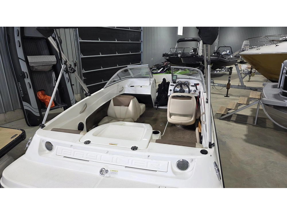 Bayliner 175 2014 alt