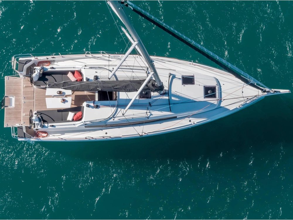 2026 Jeanneau Sun Odyssey 380 alt