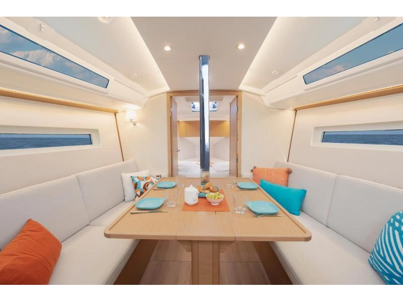 Jeanneau Sun Odyssey 350 2026 alt