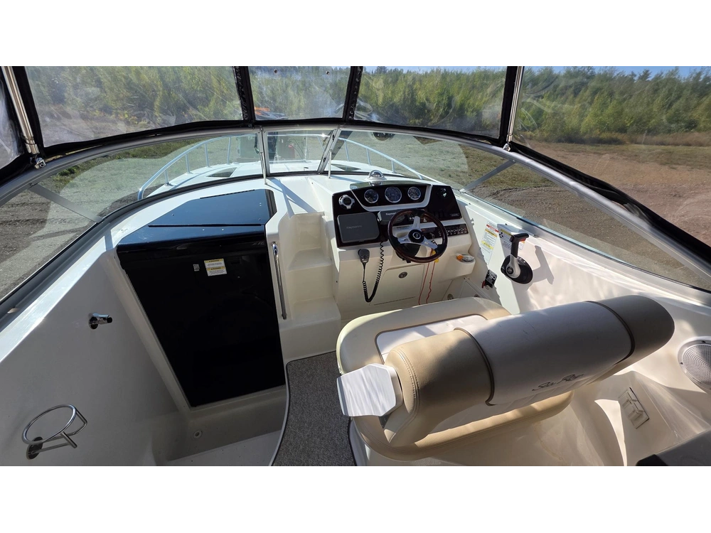 Sea Ray Sundancer 260 2012 alt