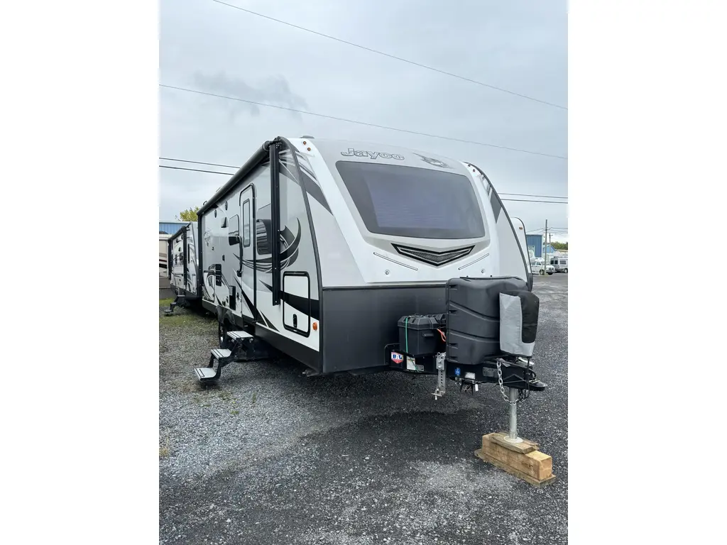 Jayco white hawk 23M...