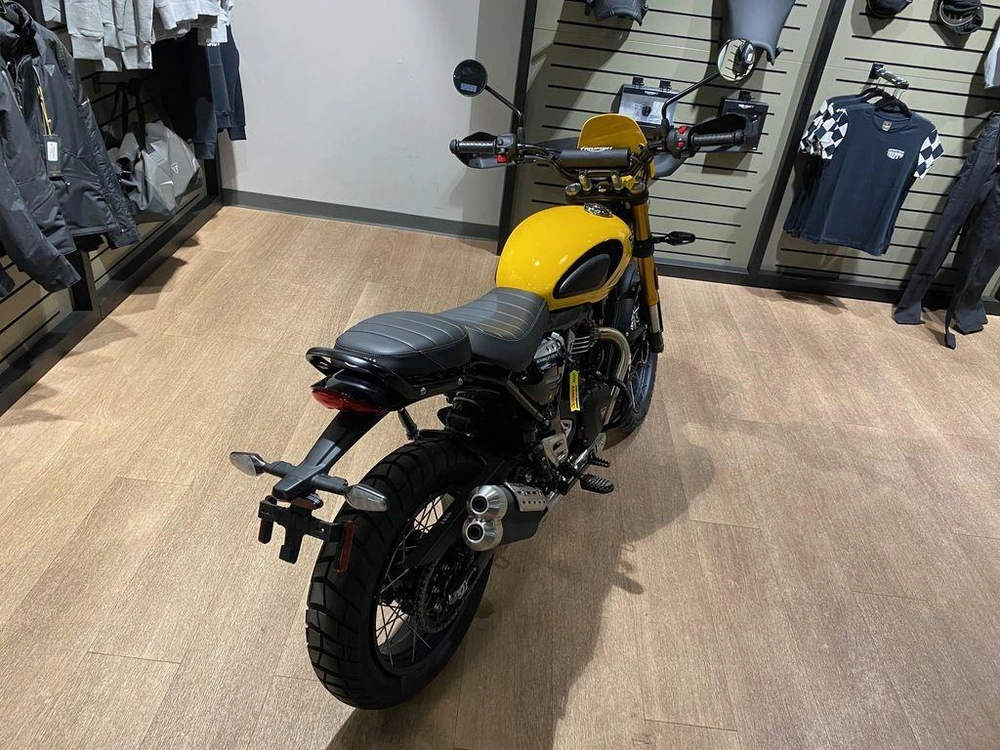 2026 Triumph Scrambler 400 Xc alt