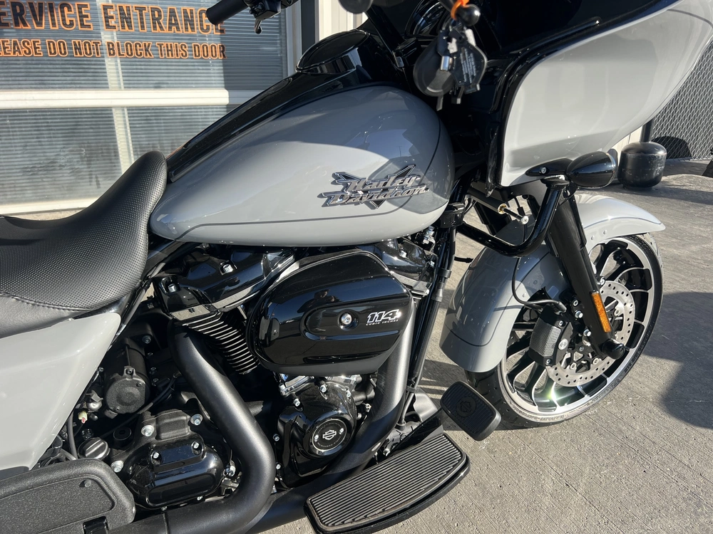 2025 Harley-davidson Road Glide 3 alt