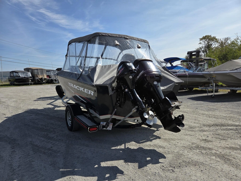 2010 Tracker Targa V18 alt