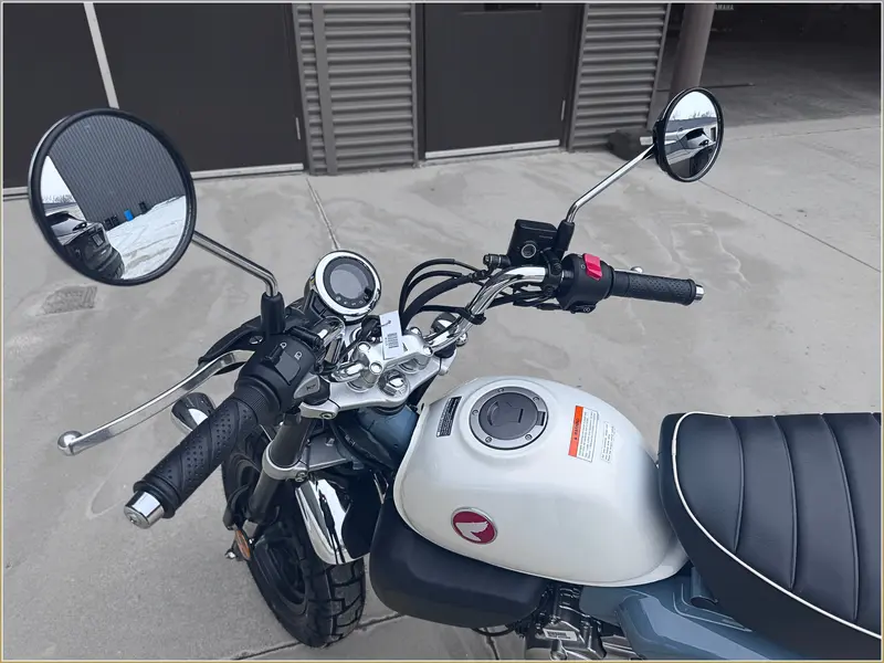 2025 Honda Monkey thumbnail 5