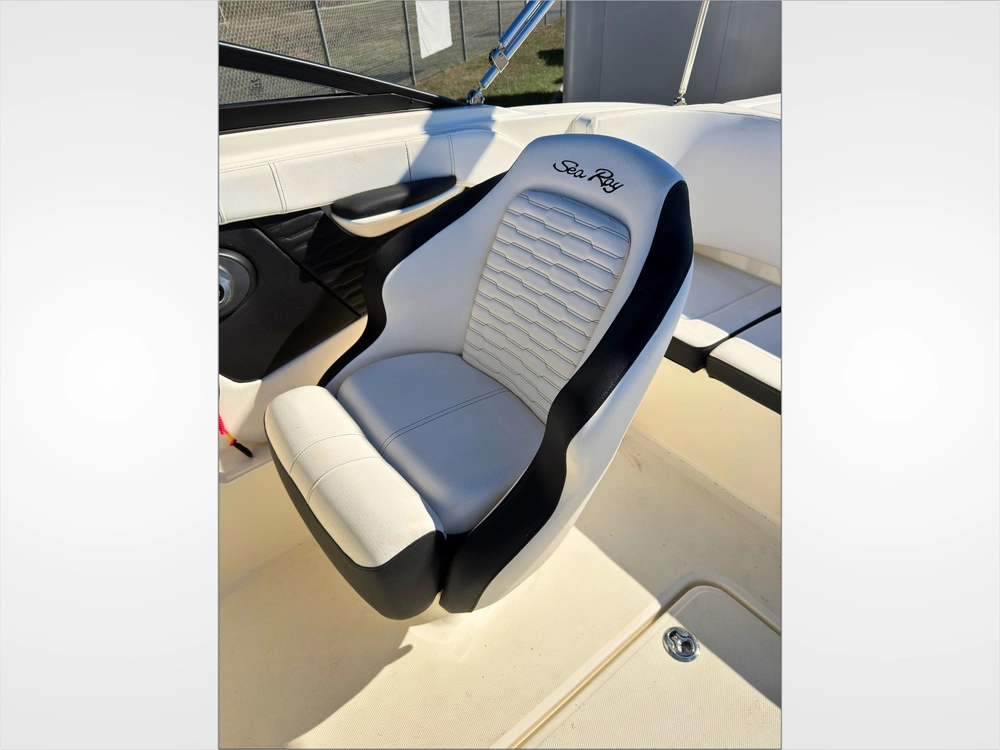 2023 Sea Ray Spx 190 Ob alt