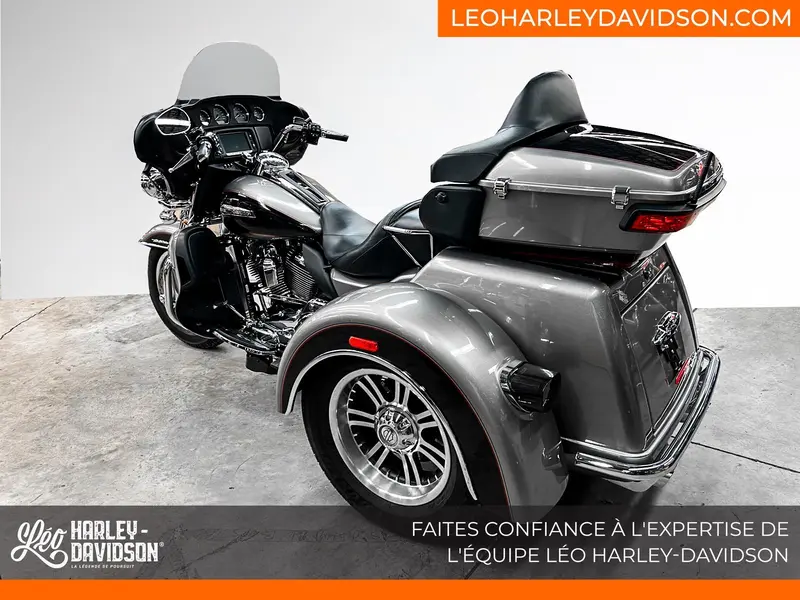 2016 Harley-Davidson FLHTCUTG Tri Glide Ultra