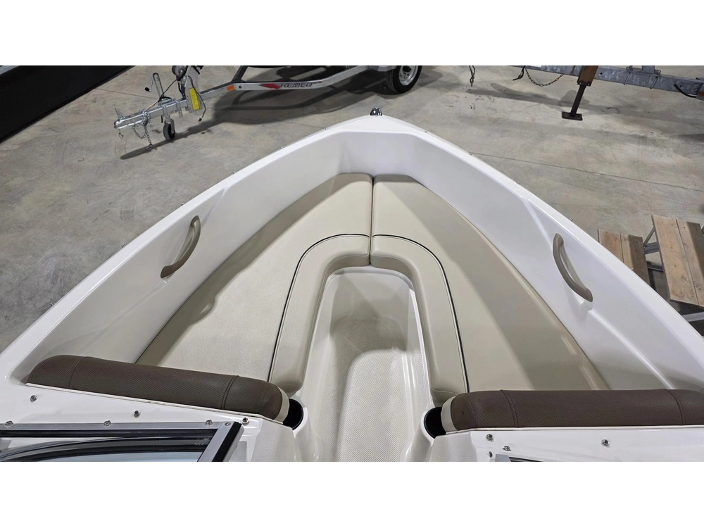 Bayliner 175 2014 alt