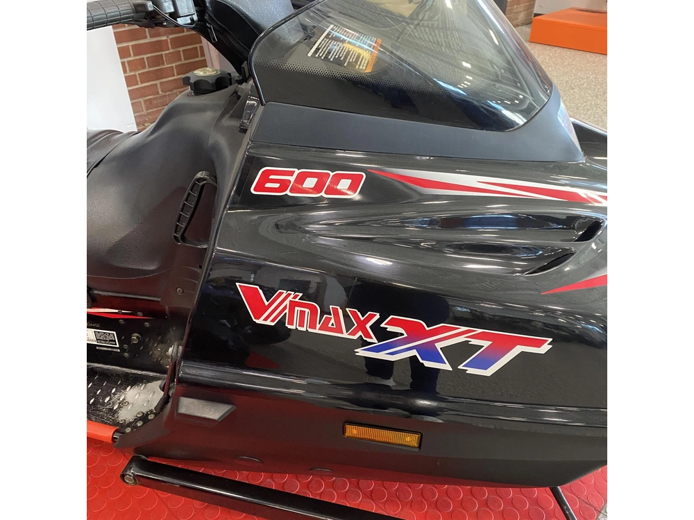 1998 Yamaha Vmax 600 alt