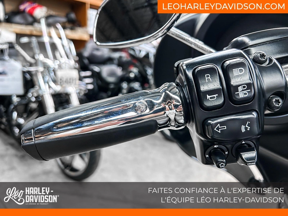 Harley-davidson Flhtcutg Tri Glide Ultra 2016 alt