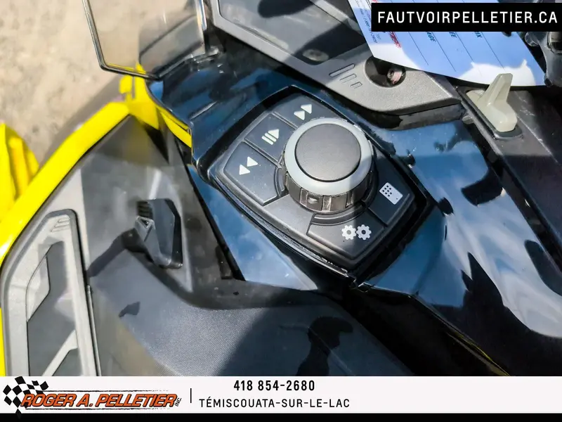 2021 Ski-Doo RENEGADE XRS 850