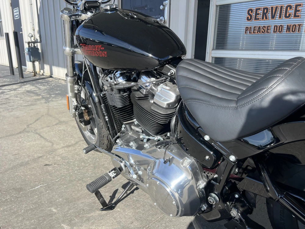 2024 Harley-davidson Softail Standard alt