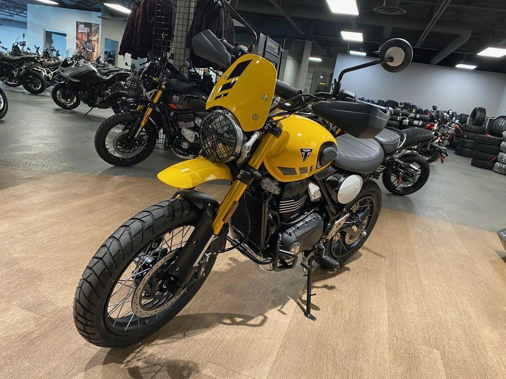 2026 Triumph Scrambler 400 Xc alt