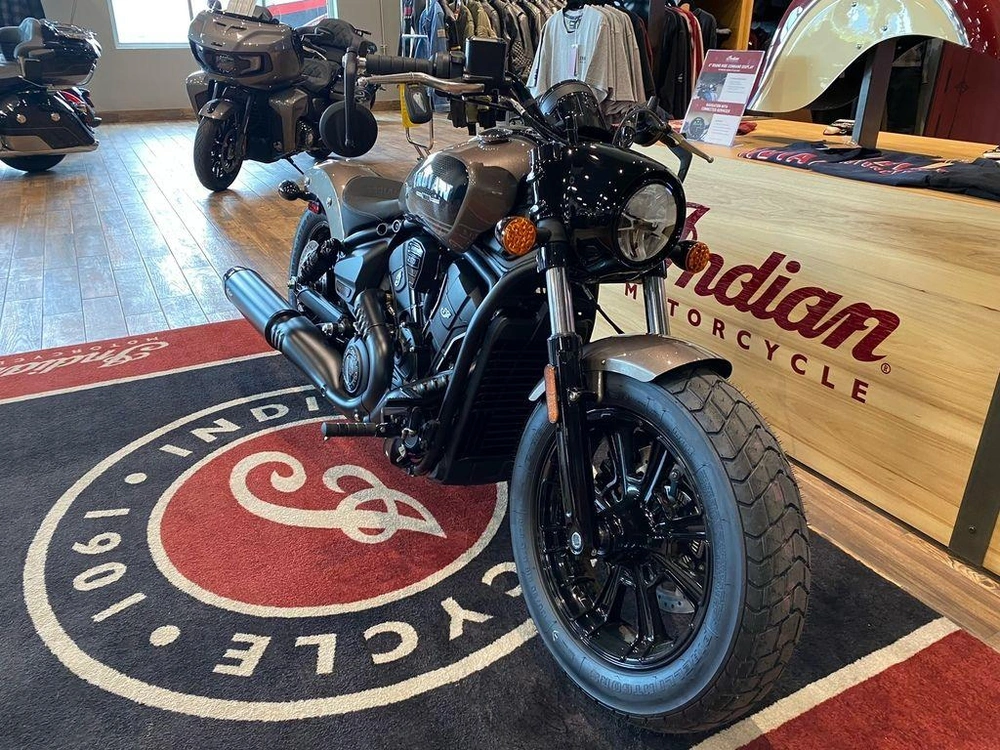 2025 Indian Motorcycle Scout Bobber Ltd + Tech alt