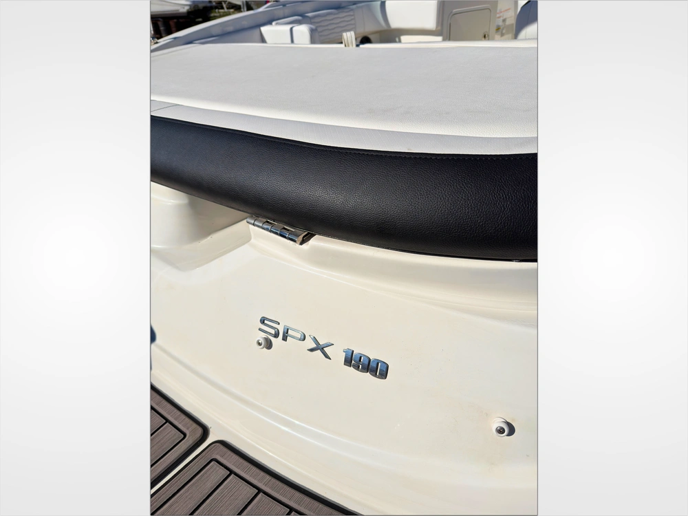 2023 Sea Ray Spx 190 Ob alt