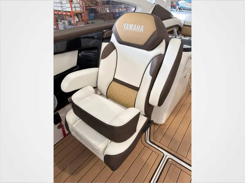 2022 Yamaha 275SD NO Luxury Tax*