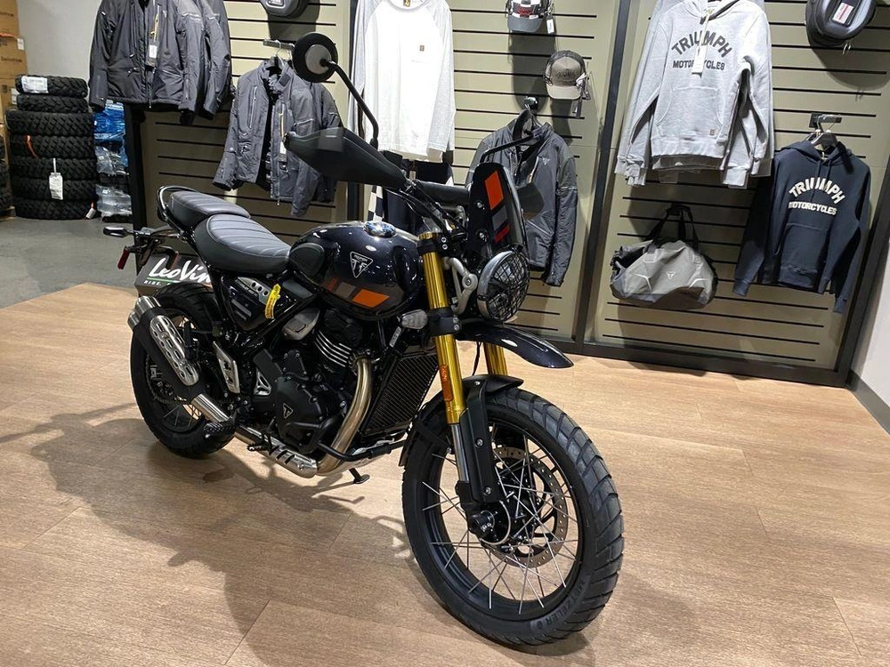2026 Triumph Scrambler 400 Xc alt