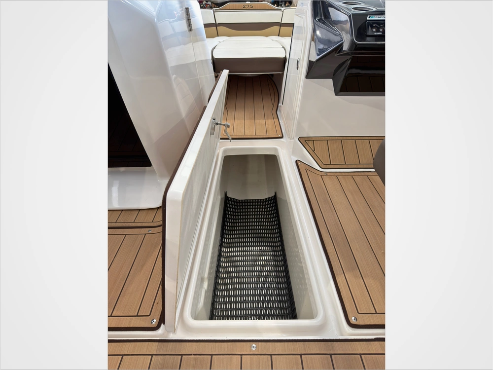 2022 Yamaha 275sd Luxury Day Boat Only 52 Hours / No Luxury Tax* alt
