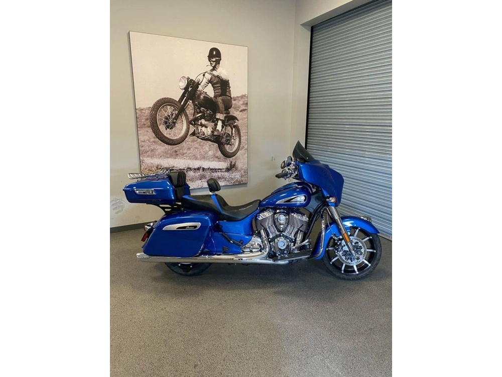 2019 Indian Motorcycle Chieftain® Limited Icon Series Brilliant Blue alt