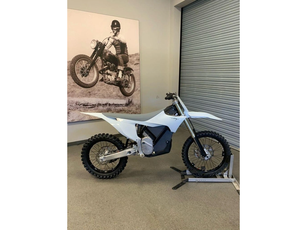2024 Stark Future Stark Varg Mx19 80hp - White alt