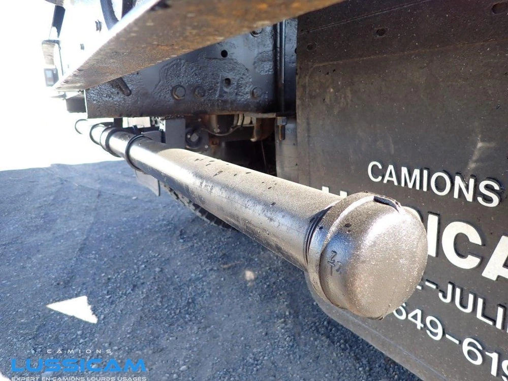 Freightliner M2-106 2014