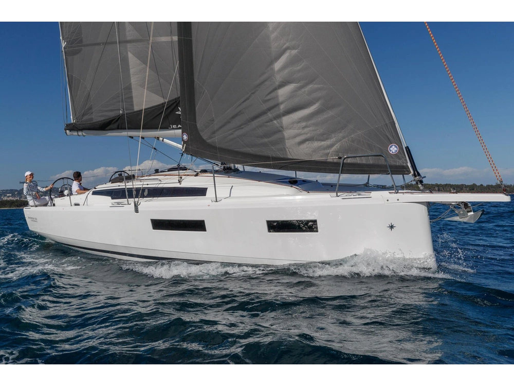 2026 Jeanneau Sun Odyssey 350 alt