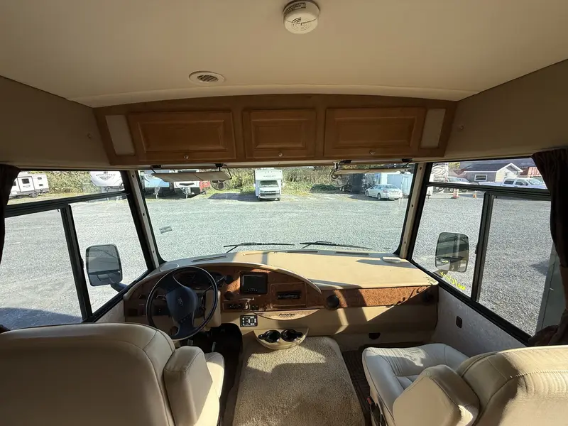 2011 Winnebago Sunstar Itasca 35RF thumbnail 15