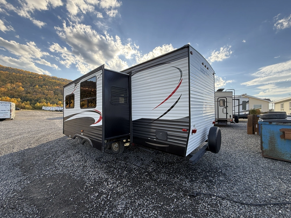 2016 Aspen Trail By Dutchmen 2730rbs alt