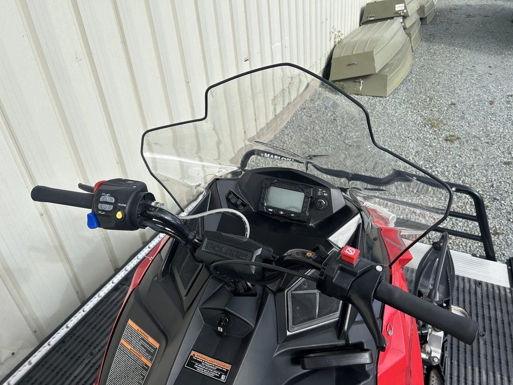 2022 Polaris 550 Voyageur 144 alt