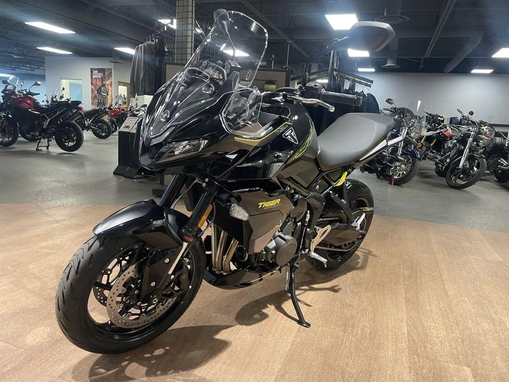 2025 Triumph Tiger Sport 800 alt
