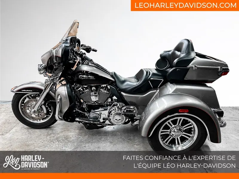 2016 Harley-Davidson FLHTCUTG Tri Glide Ultra
