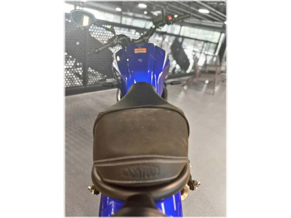 2024 Yamaha Xsr700 alt